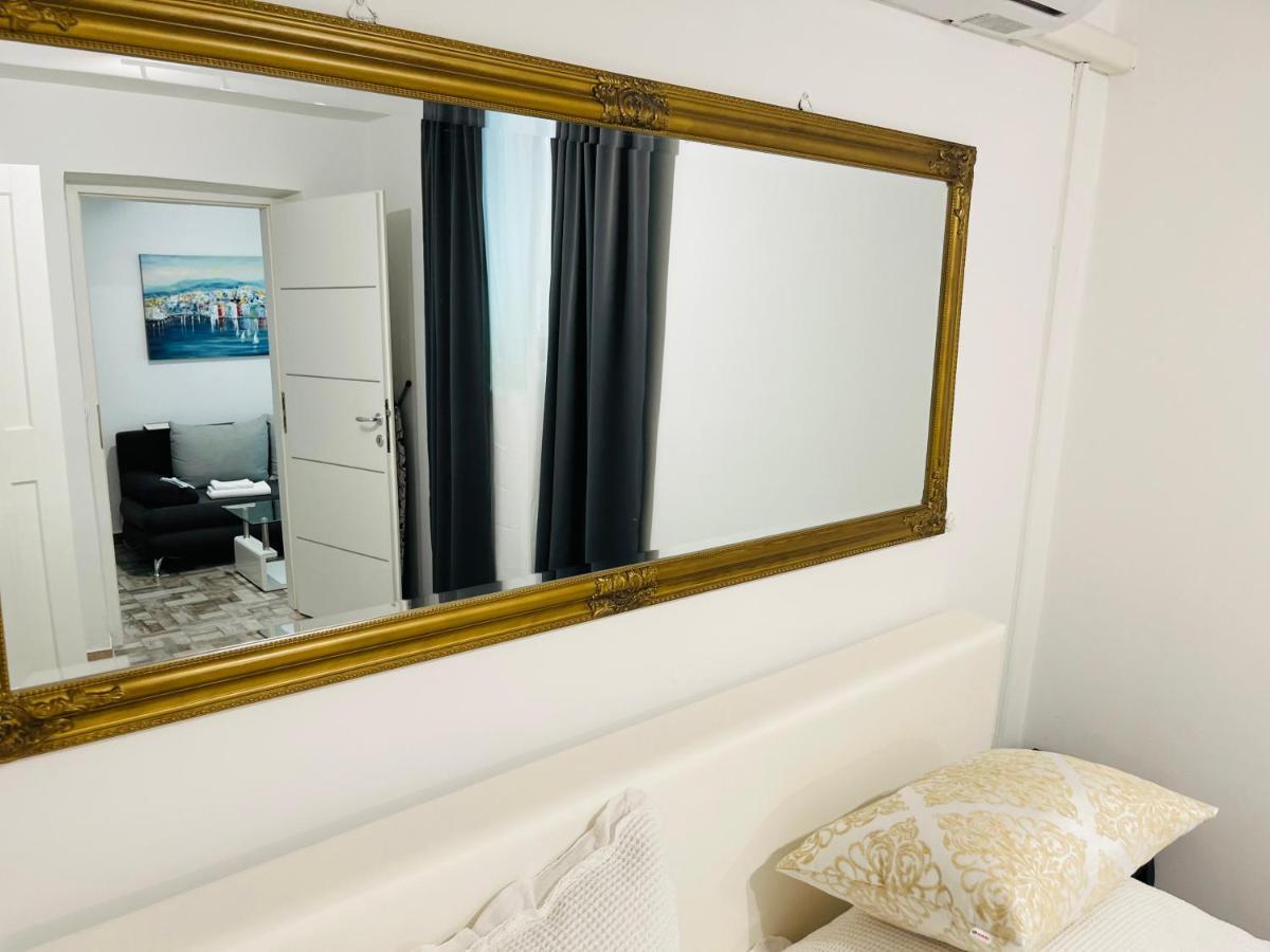 Apartment Stari Dvor Kaštela Eksteriør billede