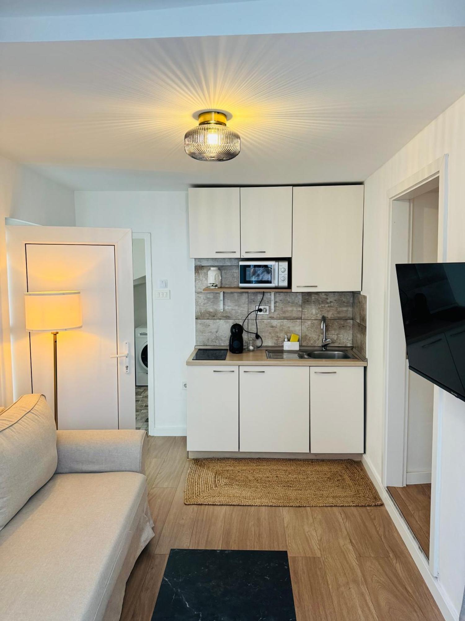 Apartment Stari Dvor Kaštela Eksteriør billede