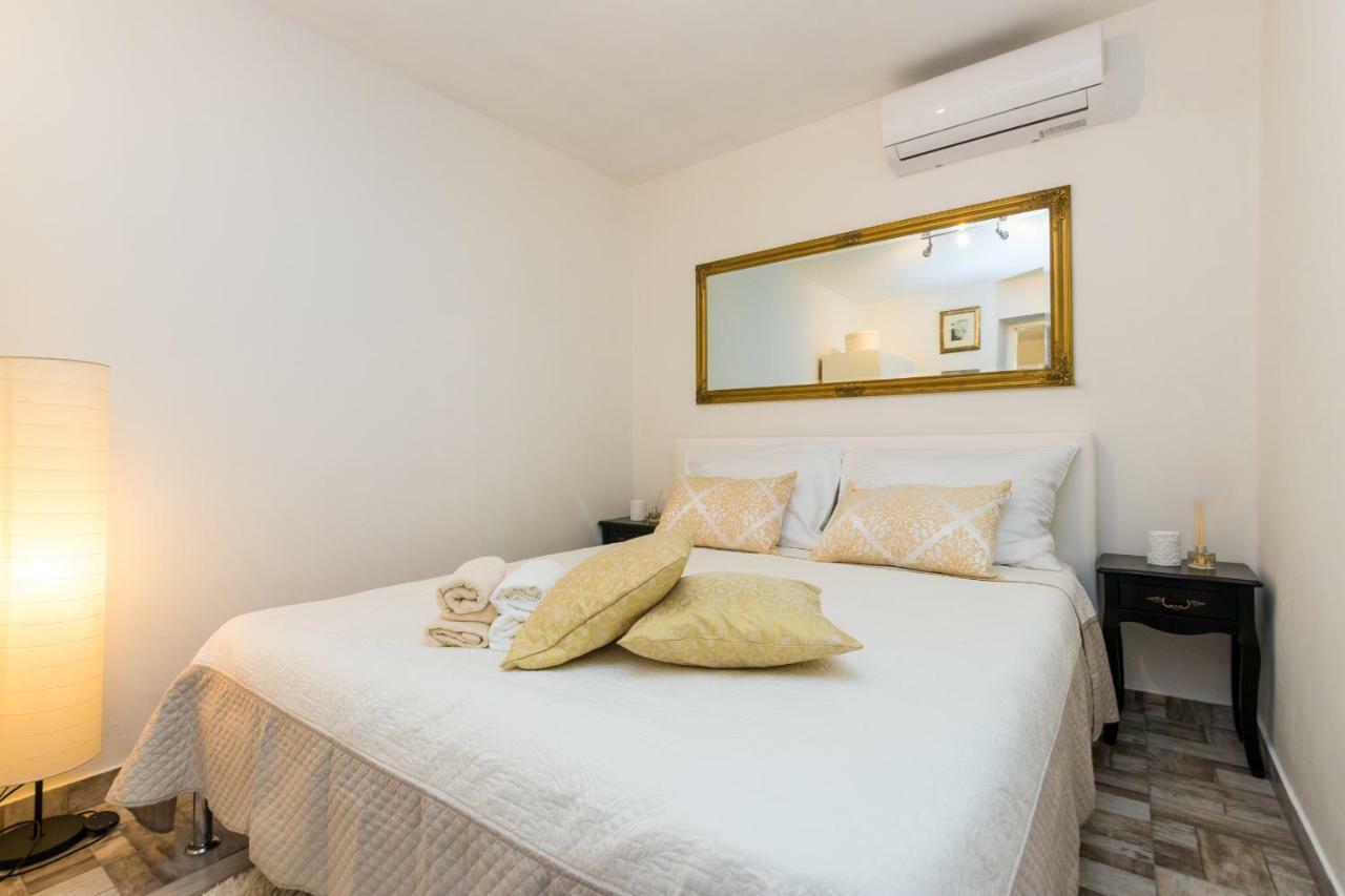 Apartment Stari Dvor Kaštela Eksteriør billede