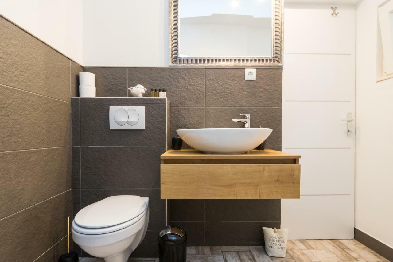 Apartment Stari Dvor Kaštela Eksteriør billede
